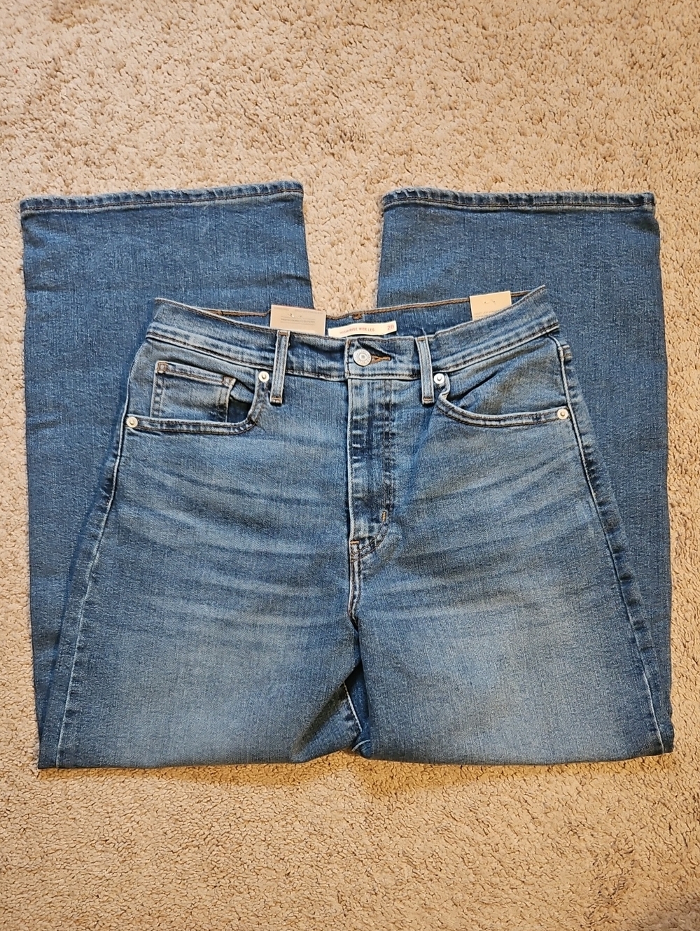 NEW! Levi's Women's High Rise Wide Leg Jeans Size 6 - Picture 5 of 10